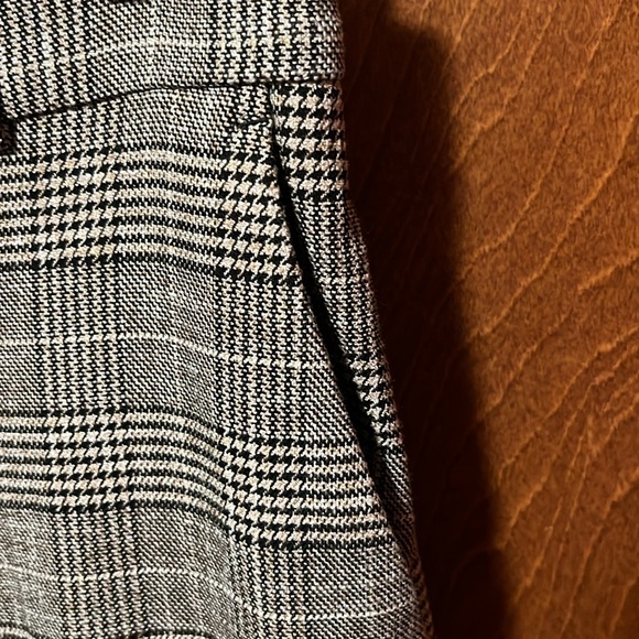 H&M black and white plaid slacks-EUC - Picture 6 of 12